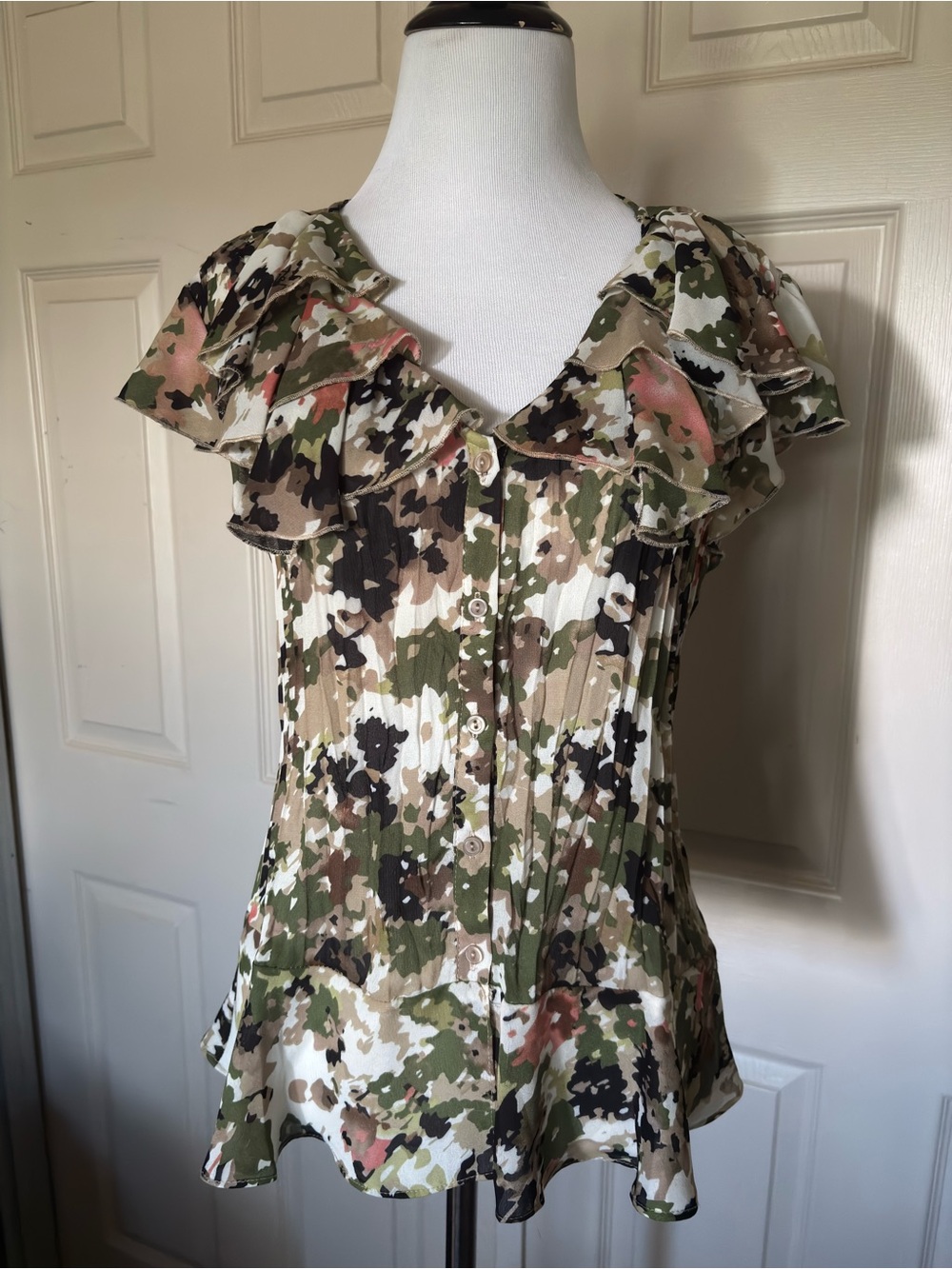 Sunny Leigh Camouflage Ruffle-Trim Button Down Top in Olive, Pink & Cream